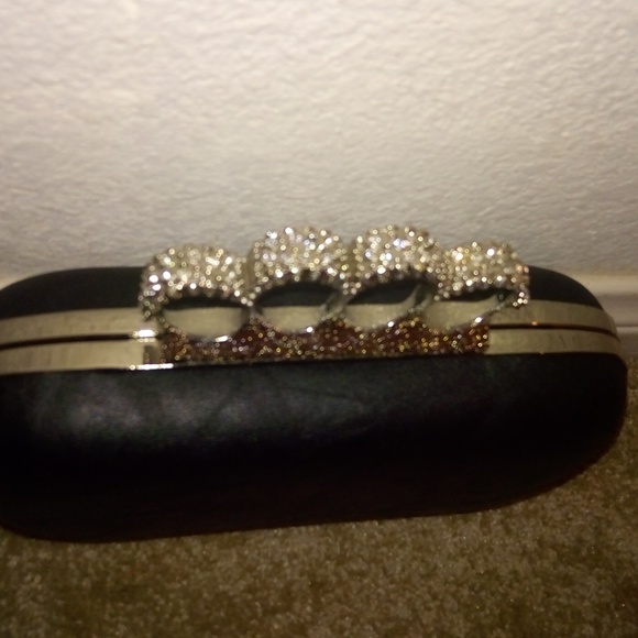 Purse - Picture 4 of 4